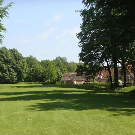 Hotel Bossenstein Golf&Polo Club Ranst Exterior foto